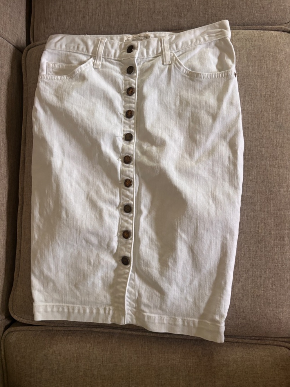 Current Elliott White Button-Front Denim Pencil Skirt - Picture 5 of 7